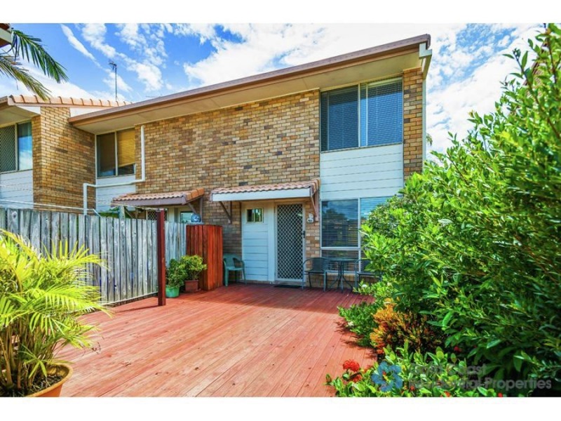 16/81 Olsen Avenue, Labrador QLD 4215