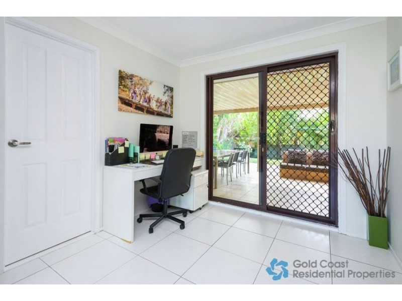 21 Melbourne Rd, Arundel QLD 4214