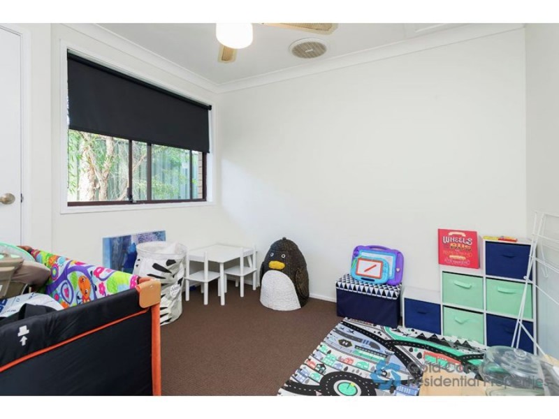 21 Melbourne Rd, Arundel QLD 4214