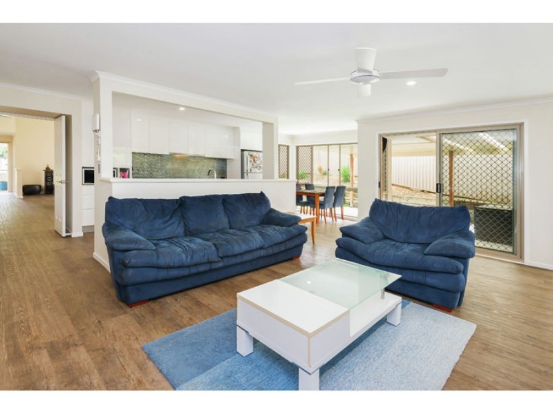 104 Parkwood Boulevard, Parkwood QLD 4214