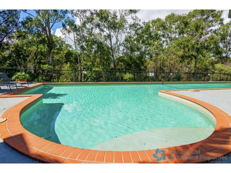 42/7 Brown Street, Labrador QLD 4215