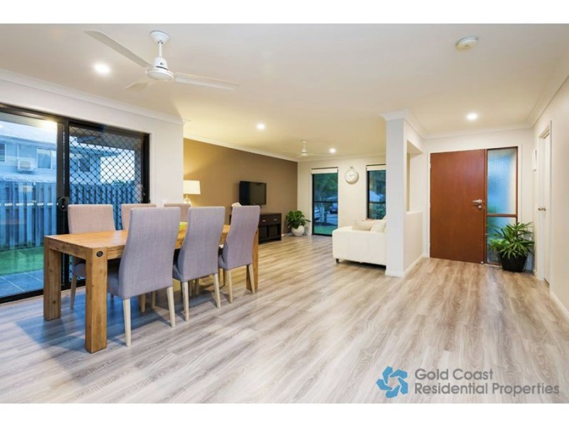 51 Cobb and Co Drive, Oxenford QLD 4210