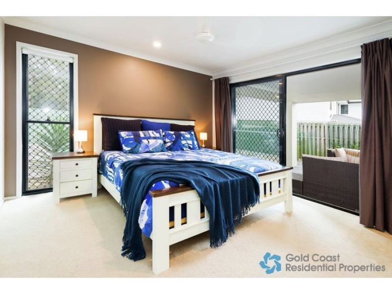 51 Cobb and Co Drive, Oxenford QLD 4210