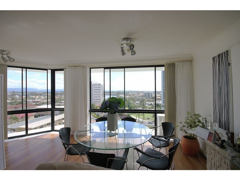 1004/70 Remembrance Dr, Surfers Paradise QLD 4217