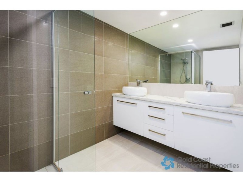 35 “Alexandra Place”, Alexandra Ave, Broadbeach QLD 4218