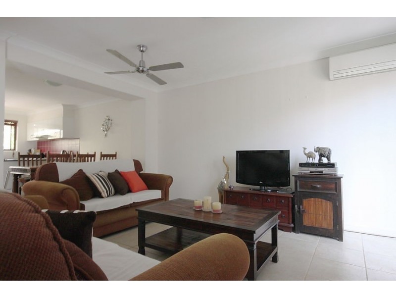 7/7 Aquila Ct, Mermaid Waters QLD 4218