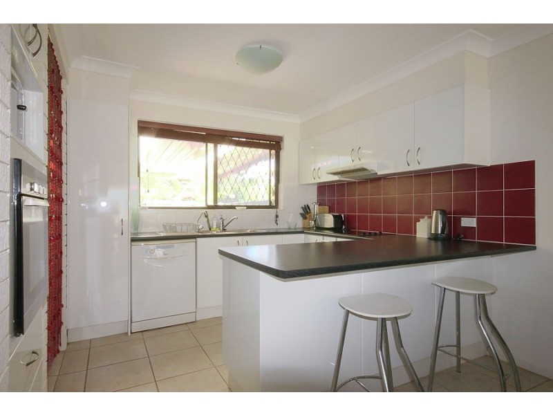 7/7 Aquila Ct, Mermaid Waters QLD 4218