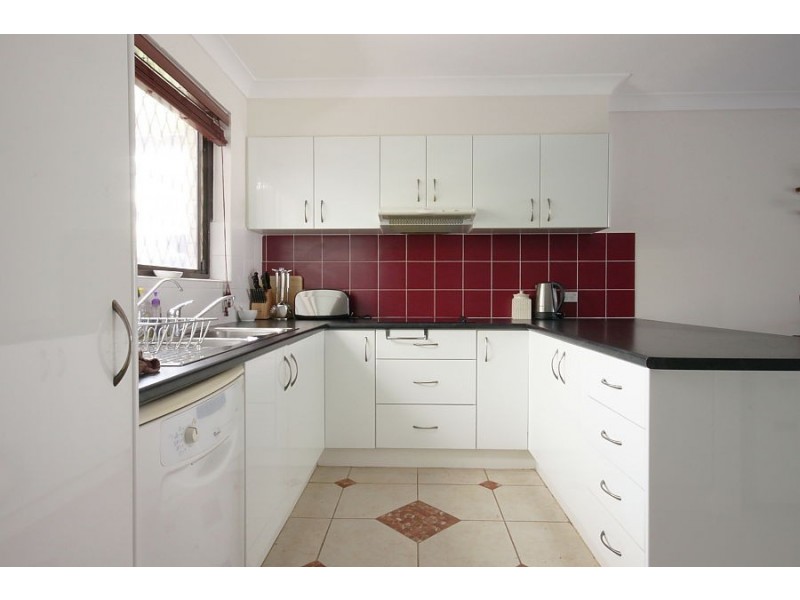 7/7 Aquila Ct, Mermaid Waters QLD 4218