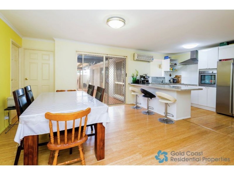 13 Essendon Close, Arundel QLD 4214
