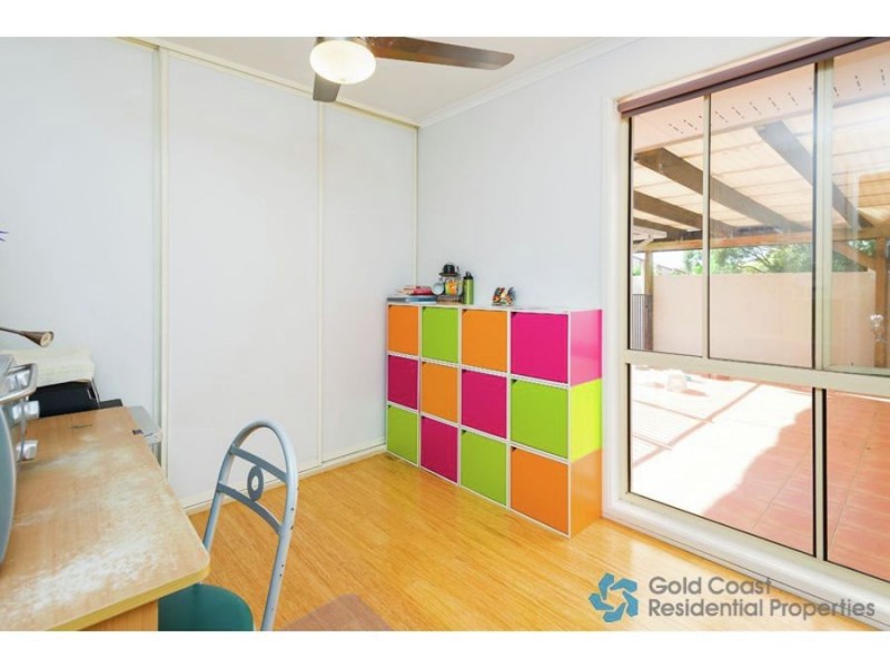 13 Essendon Close, Arundel QLD 4214