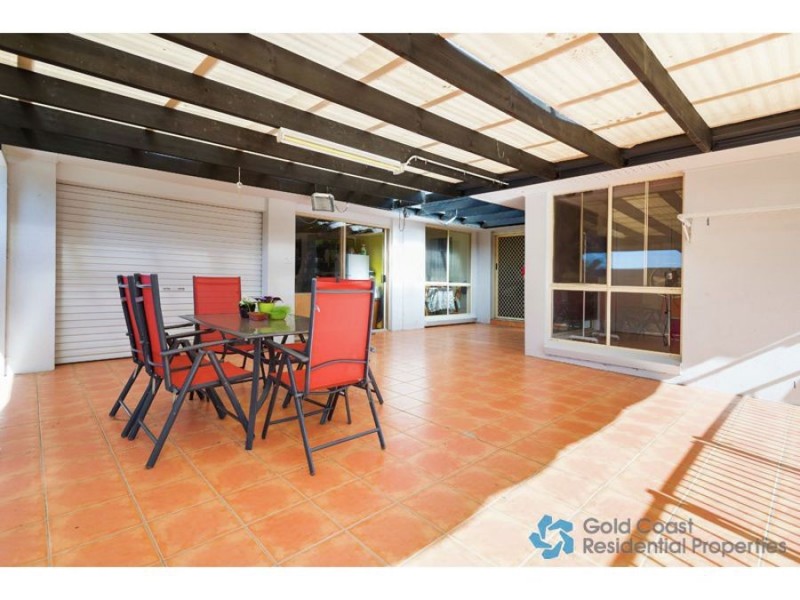 13 Essendon Close, Arundel QLD 4214