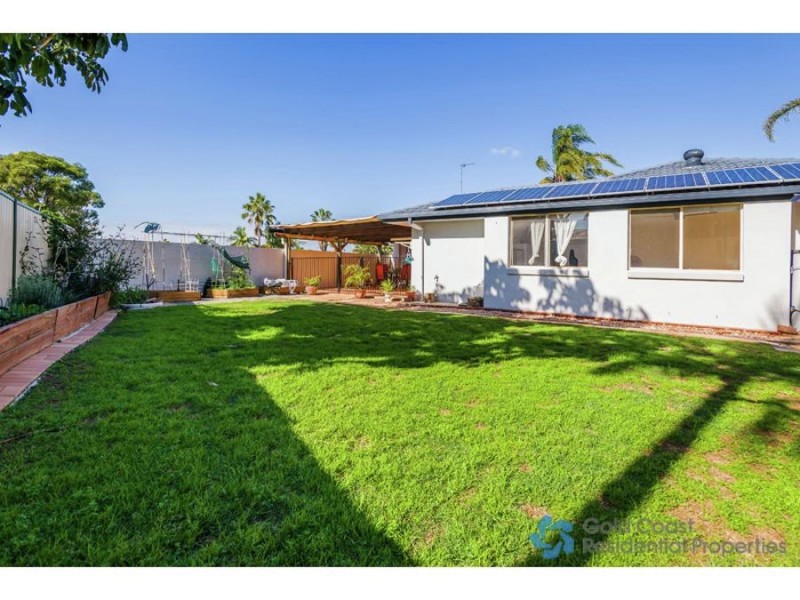 13 Essendon Close, Arundel QLD 4214