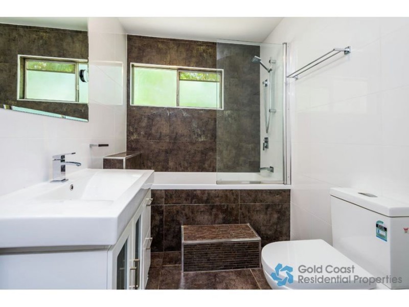 35 Hepworth Street, Arundel QLD 4214