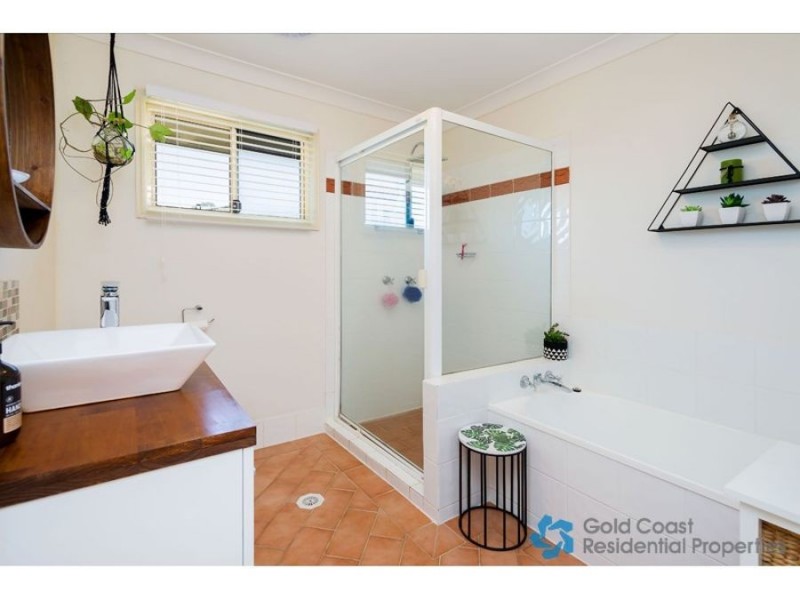 22/1 Bridgman Drive, Reedy Creek QLD 4227