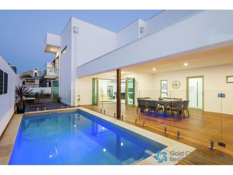 23 Merrimac Blvd, Broadbeach Waters QLD 4218