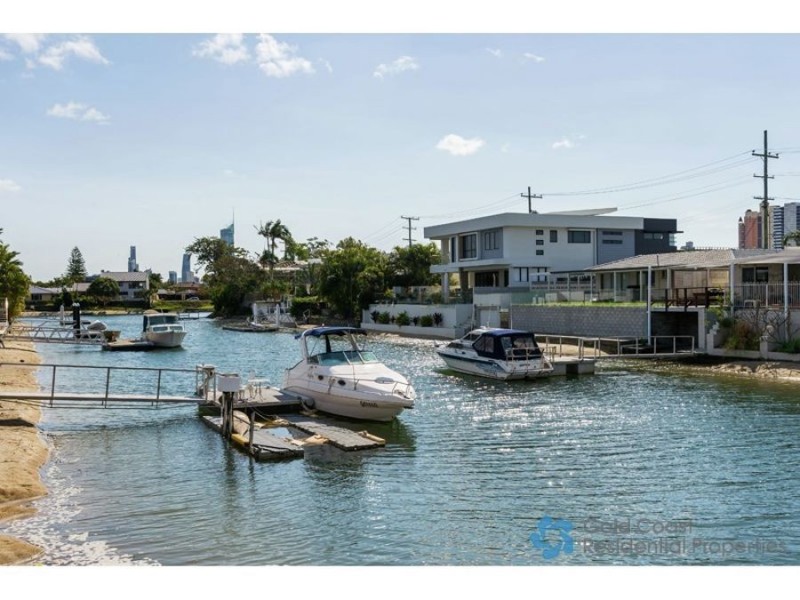 23 Merrimac Blvd, Broadbeach Waters QLD 4218