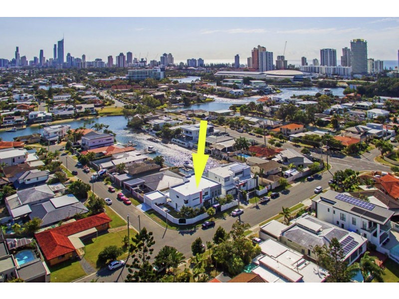 23 Merrimac Blvd, Broadbeach Waters QLD 4218
