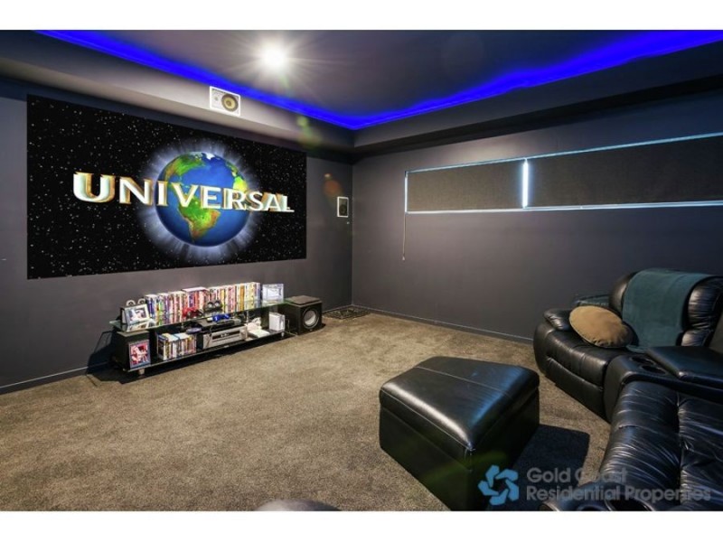 23 Merrimac Blvd, Broadbeach Waters QLD 4218