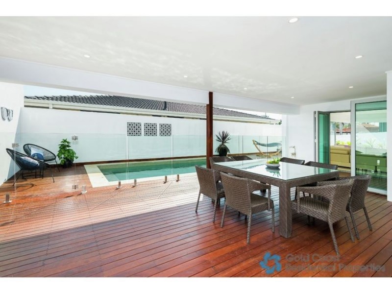 23 Merrimac Blvd, Broadbeach Waters QLD 4218