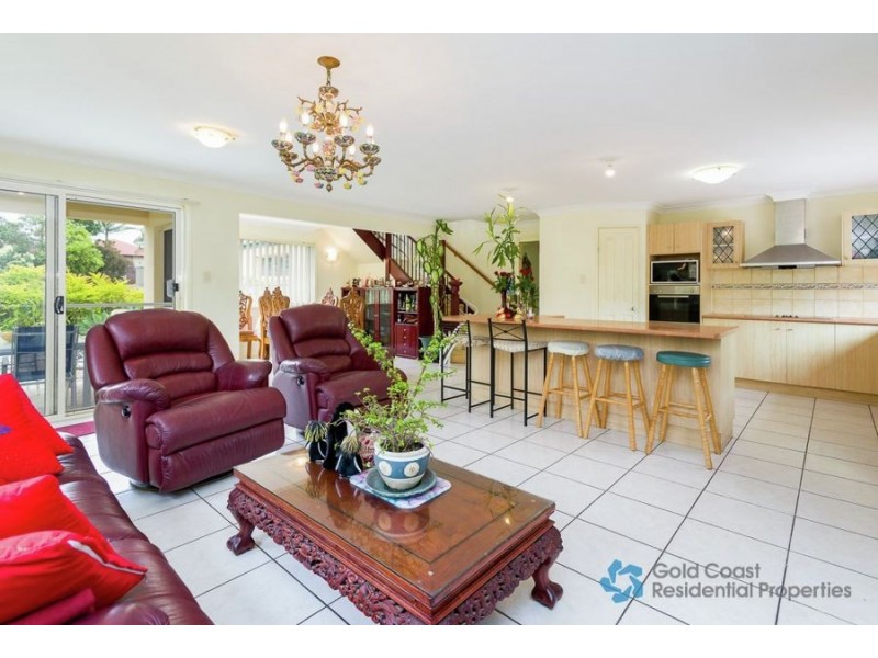 1 Kettlewell Chase, Arundel QLD 4214