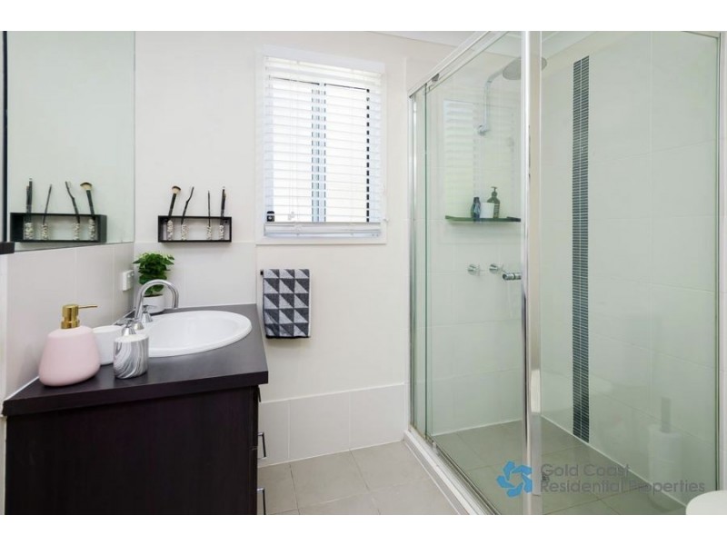 62 Cobb and Co. Drive, Oxenford QLD 4210