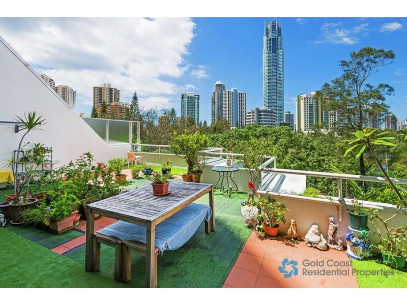 309/70 Remembrance Drive, Surfers Paradise QLD 4217