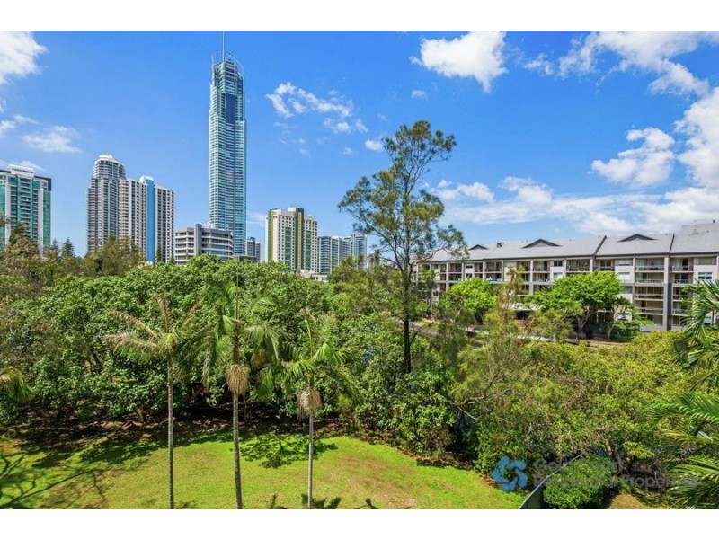 309/70 Remembrance Drive, Surfers Paradise QLD 4217