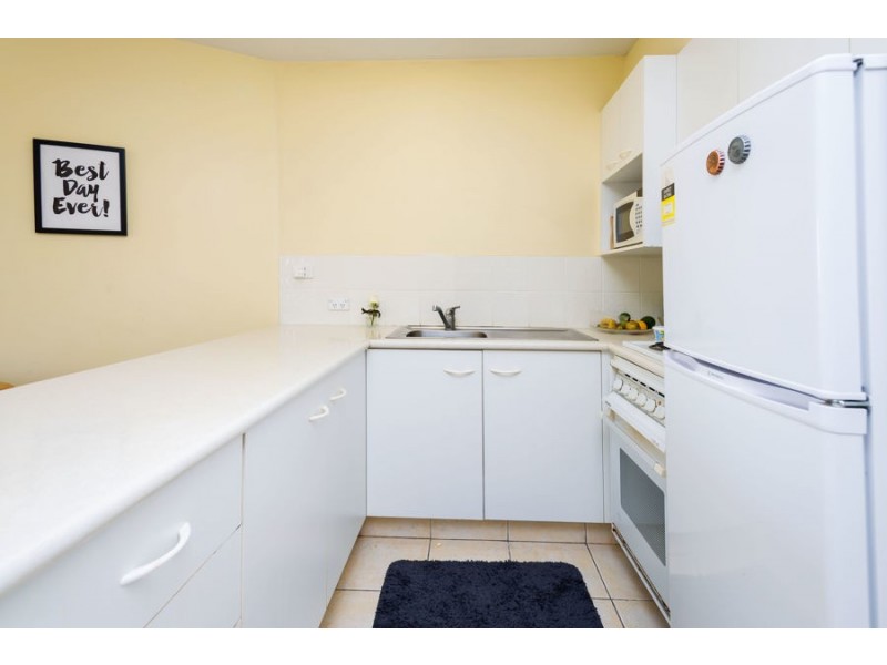 504/8-12 Trickett Street, Surfers Paradise QLD 4217