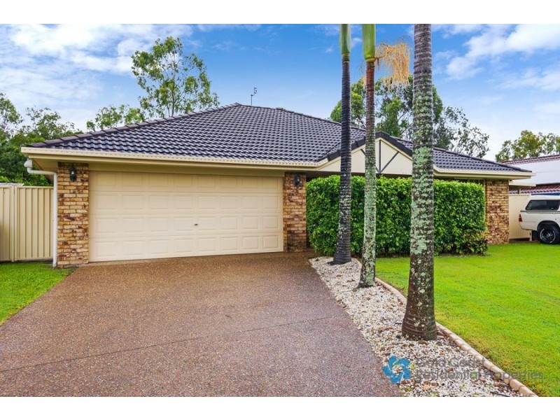 7 Lomandra Court, Oxenford QLD 4210