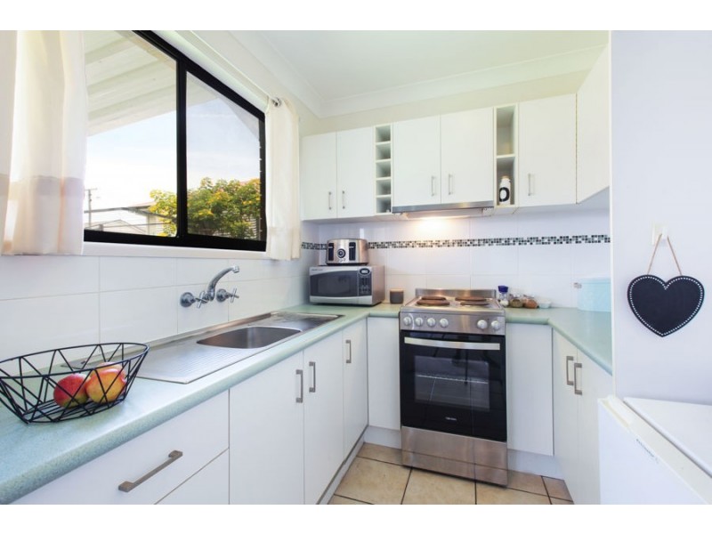 22 Shillito Street, Southport QLD 4215