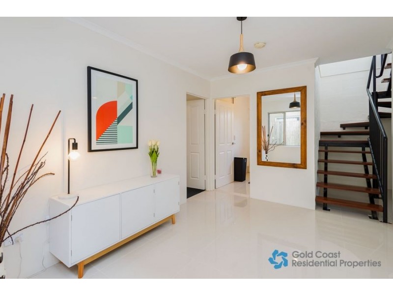 13 Sydney Street, Labrador QLD 4215