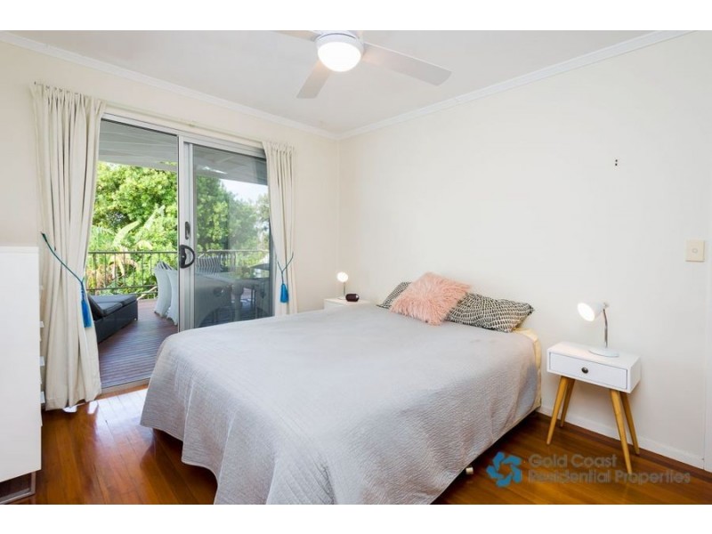 13 Sydney Street, Labrador QLD 4215