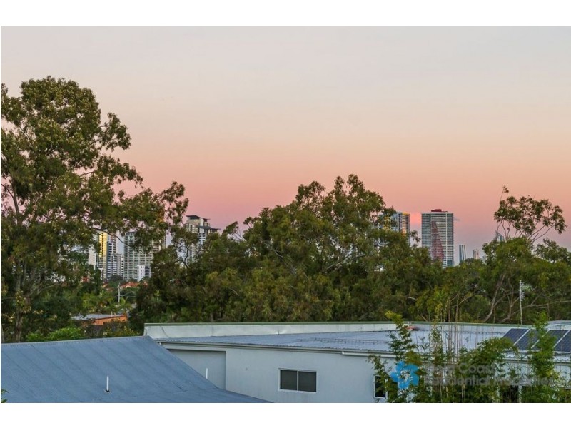 13 Sydney Street, Labrador QLD 4215