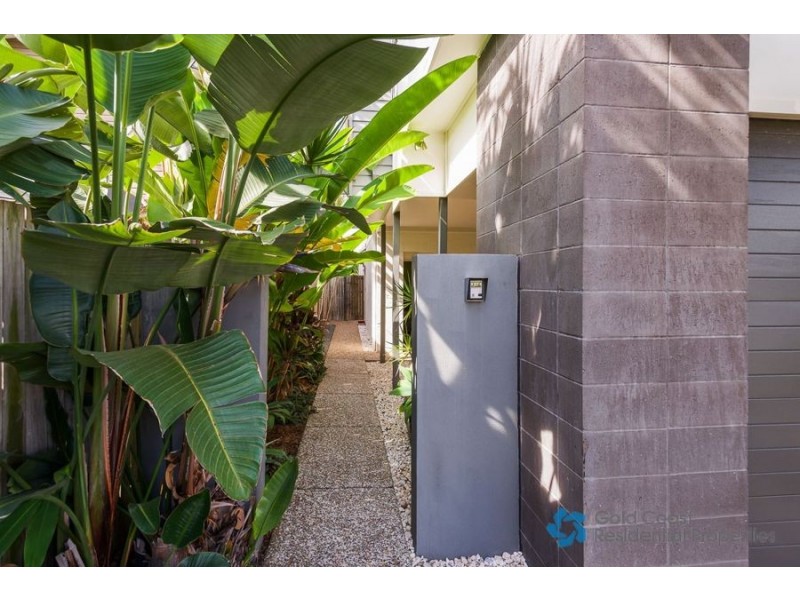 13 Sydney Street, Labrador QLD 4215