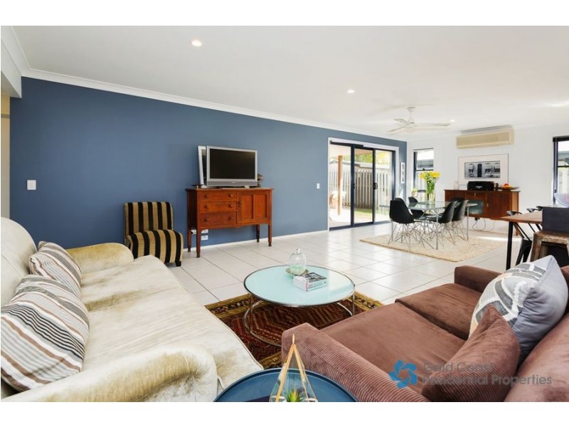 41 Cobb and Co, Drive, Oxenford QLD 4210