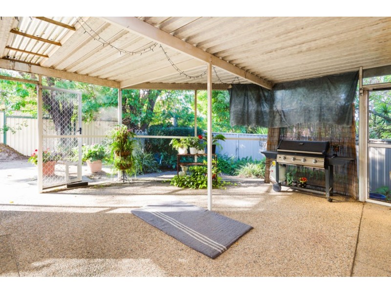 9 Essendon Close, Arundel QLD 4214