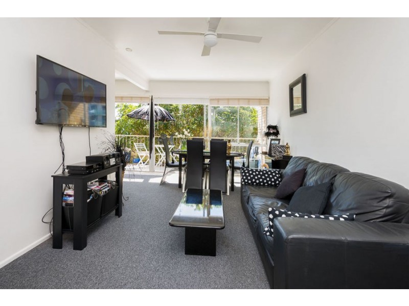 13/224 Marine Pde, Labrador QLD 4215