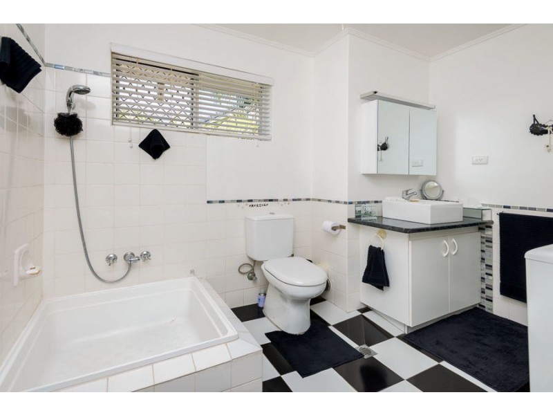 13/224 Marine Pde, Labrador QLD 4215