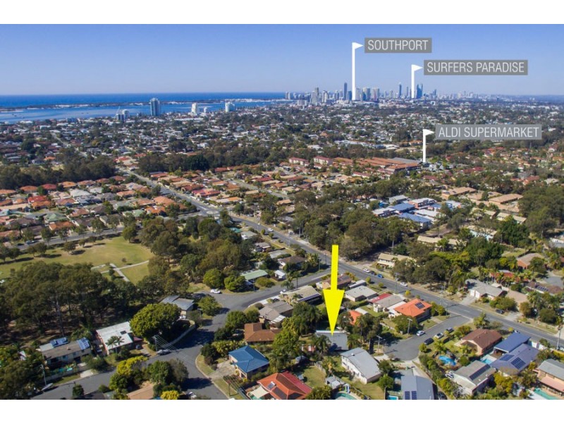 5 Myuna Court, Labrador QLD 4215