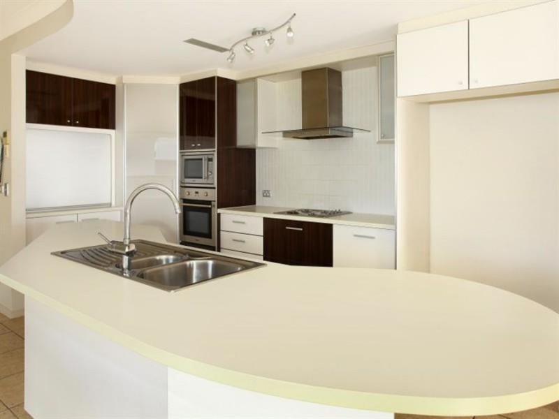 3314 Central Place, Carrara QLD 4211