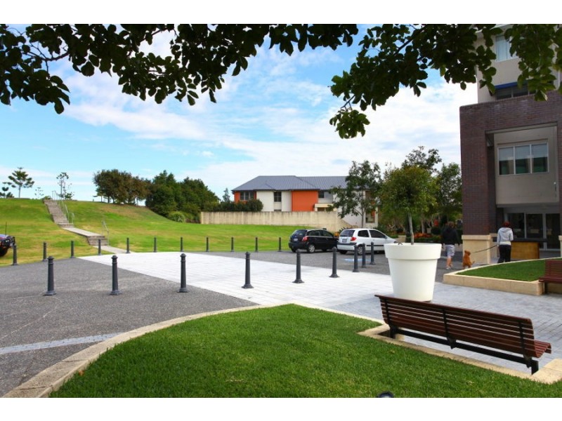 3314 Central Place, Carrara QLD 4211