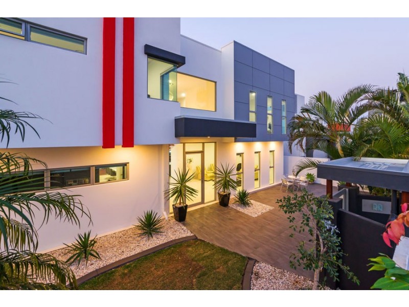 23 Merrimac Blvd, Broadbeach Waters QLD 4218