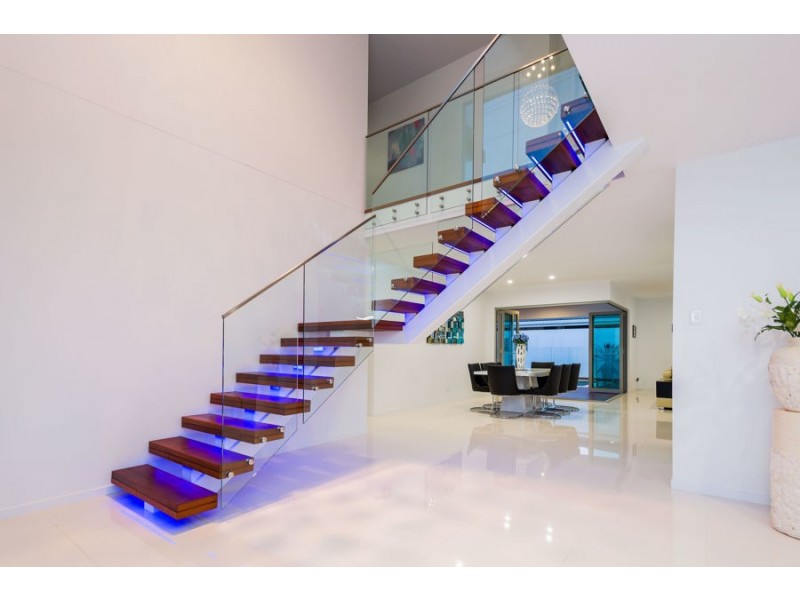 23 Merrimac Blvd, Broadbeach Waters QLD 4218