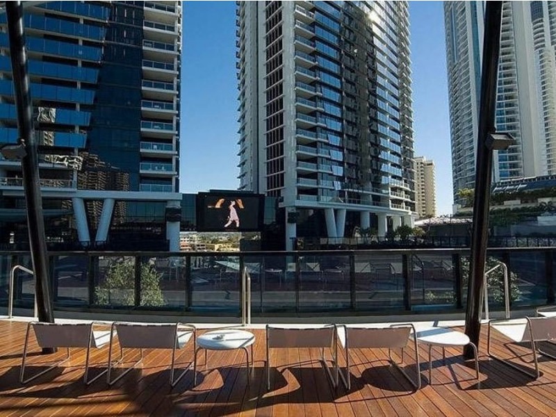 9 Ferny Ave, Surfers Paradise QLD 4217
