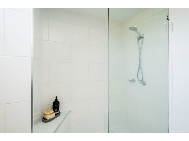 1/21 First Avenue, Surfers Paradise QLD 4217