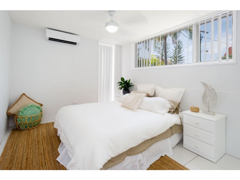 1/21 First Avenue, Surfers Paradise QLD 4217