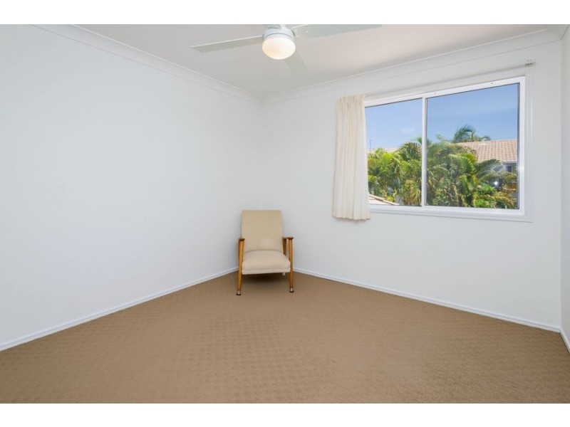 31/9-15 Harrier Drive, Burleigh Waters QLD 4220