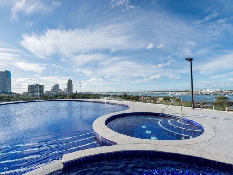 Southport QLD 4215