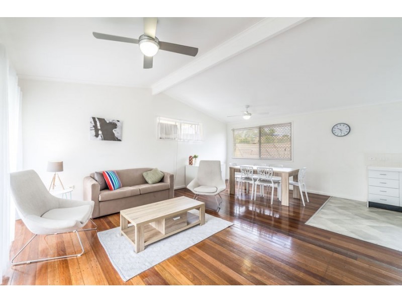 3 Pilgrim Place, Southport QLD 4215