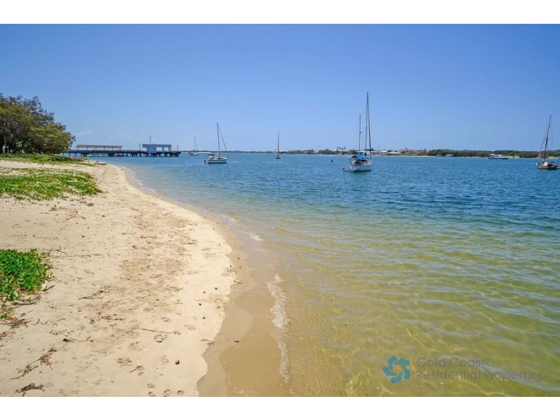 3 Pilgrim Place, Southport QLD 4215